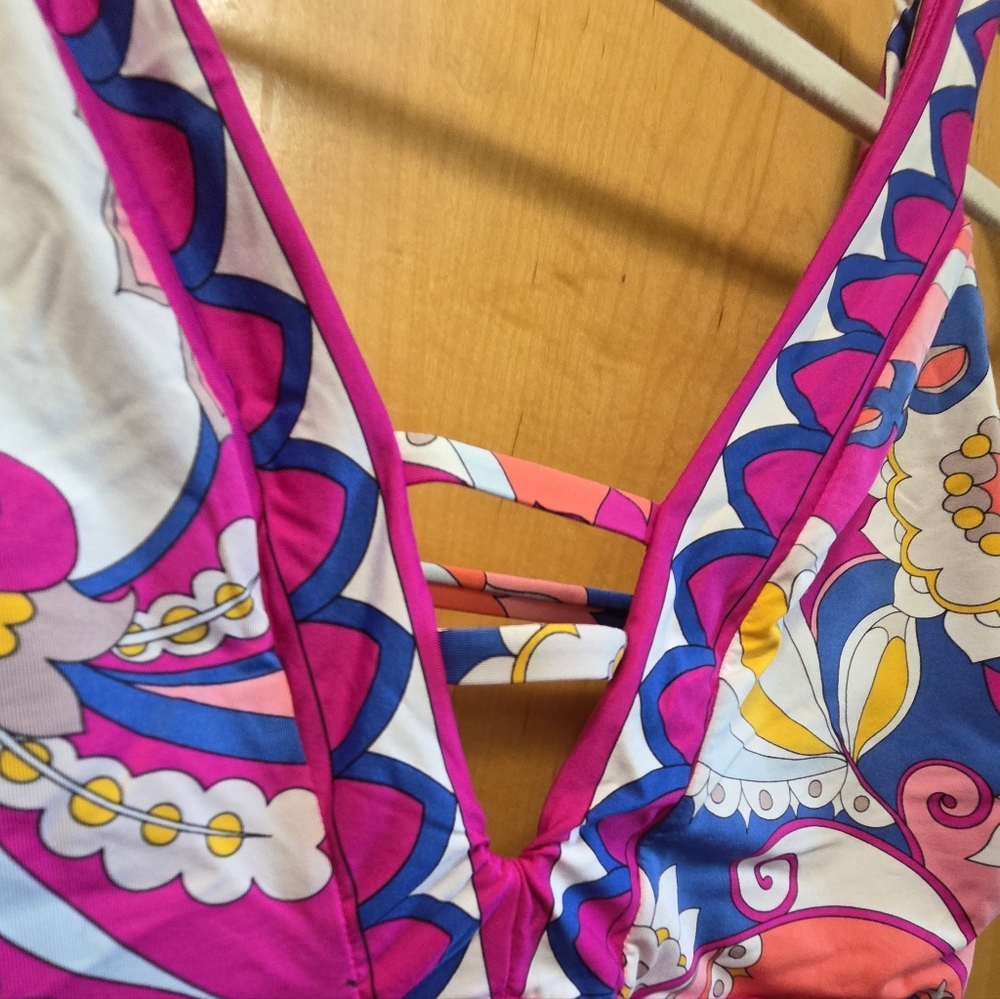 NEW Trina Turk Multicolor Sevilla Plunge One Piece Swimsuit - Picture 7 of 10